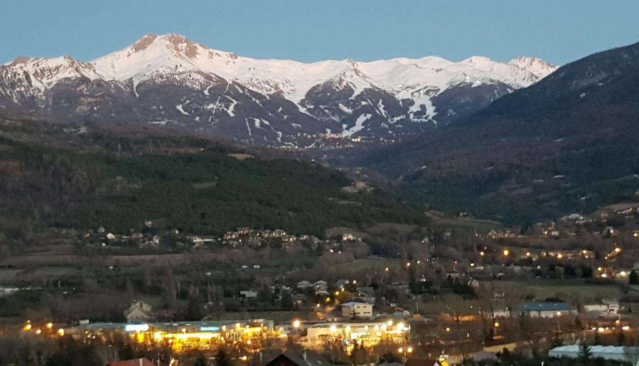 Appartement Plan D'Eau Vue Panoramique Embrun Εξωτερικό φωτογραφία